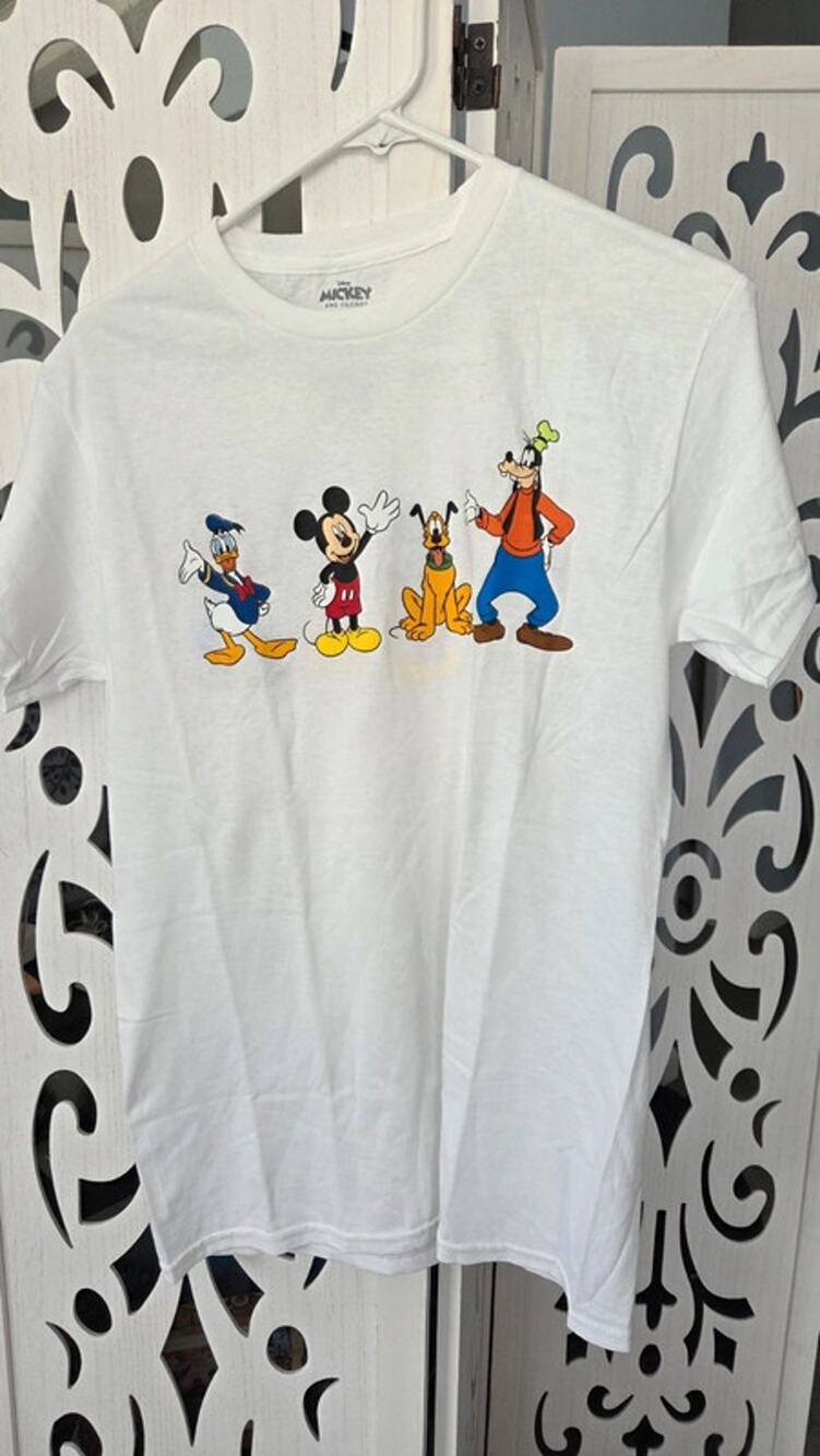 Disney Mickey Mouse And Friends White Graphic Tee Small Goofy Donald Pluto NWOT